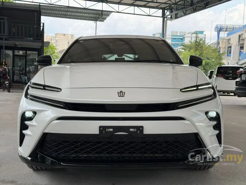 2024 Toyota Crown Sport Z PHEV SUV
