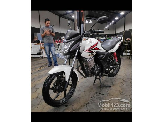  Motor  Bekas  Baru dijual di Malang Jawa  timur  Indonesia  