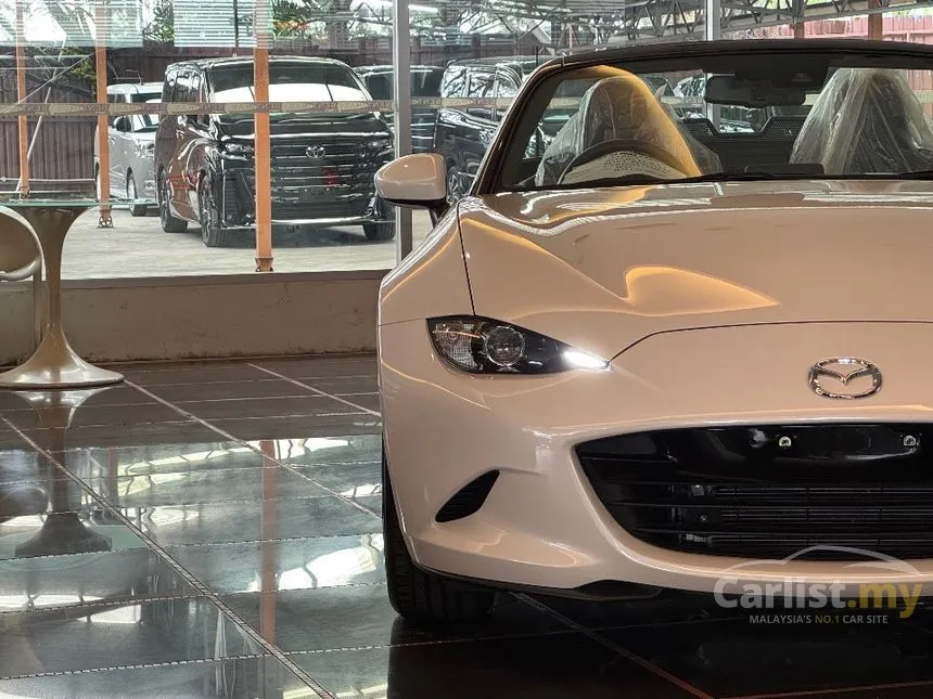 2023 Mazda Roadster 990S Convertible
