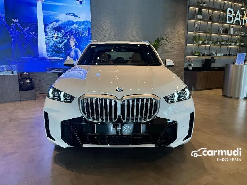 Jual Mobil BMW X5 2025 xDrive40i M Sport 3.0 di DKI Jakarta Automatic SUV Putih Rp 2.050.000.000