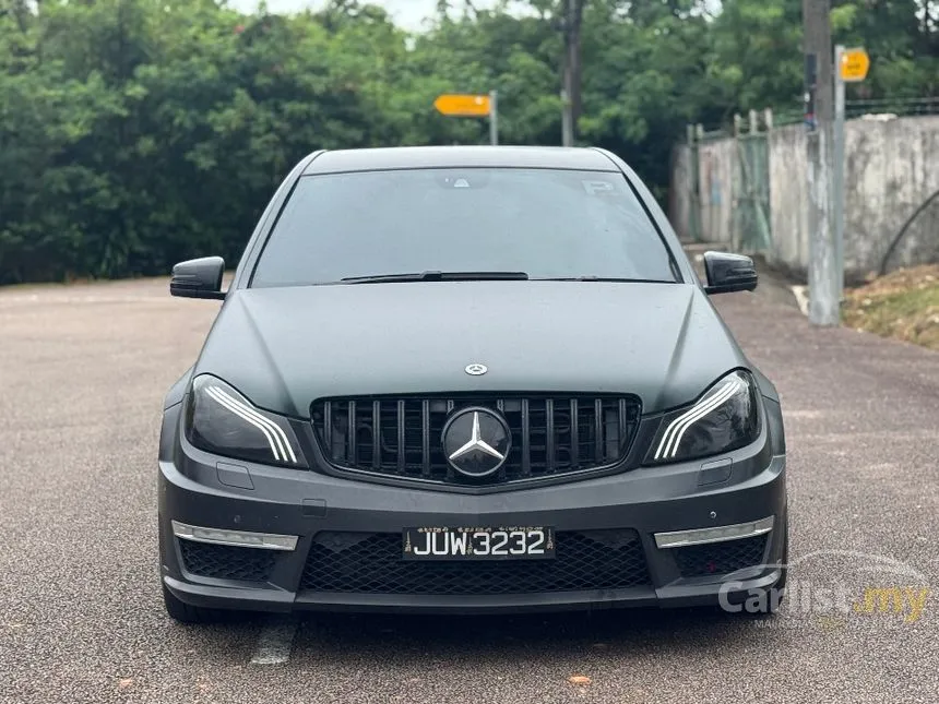 2013 Mercedes-Benz C200 Elegance CGI Sedan