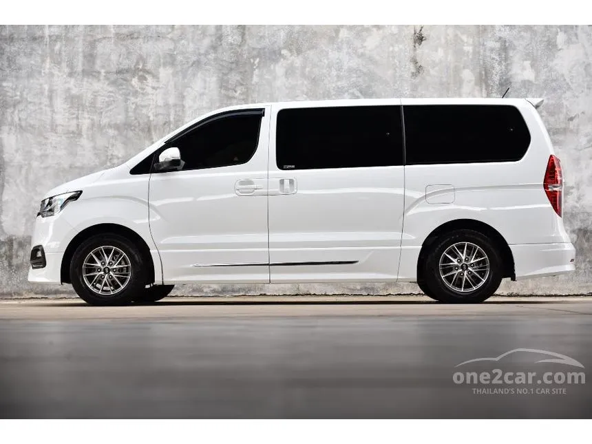 2024 Hyundai H-1 Elite FE Van