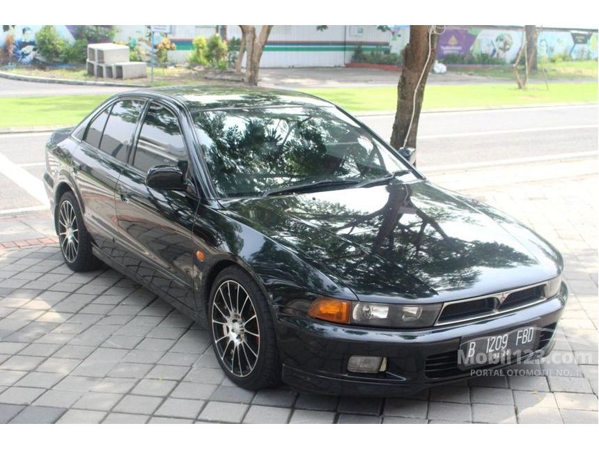 2004 Mitsubishi Galant Sedan