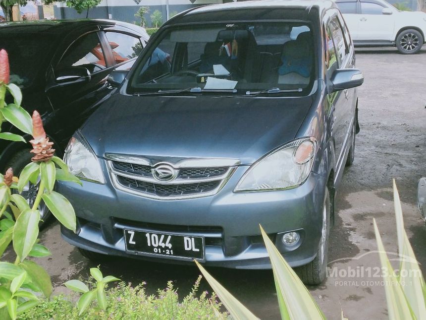 2011 Daihatsu Xenia Xi DELUXE MPV