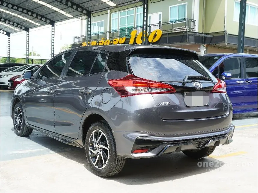 2022 Toyota YARIS Sport Hatchback