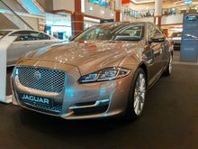 2018 Jaguar XJ 3.0 L Premium Lux Sedan