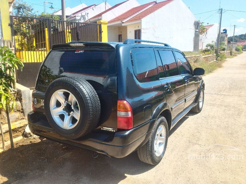 2005 Suzuki Grand Escudo XL-7 SUV