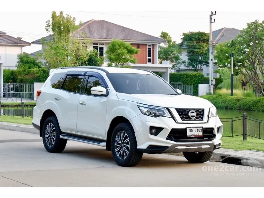2020 Nissan Terra V SUV