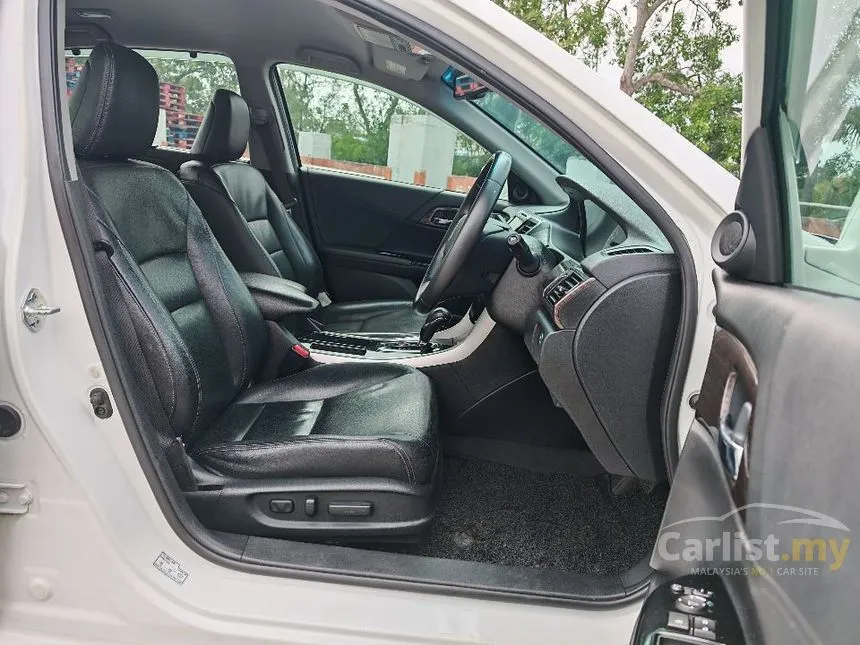2016 Honda Accord VTi-L Sedan