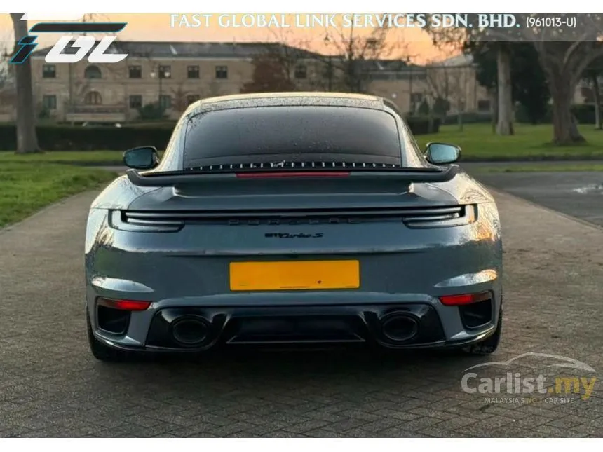 2022 Porsche 911 Turbo S Coupe