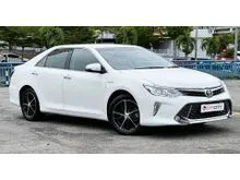 2016 Toyota Camry 2.5 Hybrid Luxury Sedan HIGH SPEC ONE 680.00 COME WITH 1 YEAR WARRANTY