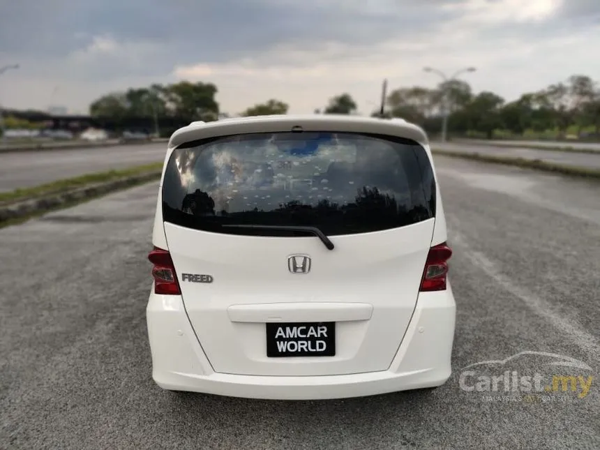 2010 Honda Freed E i-VTEC MPV