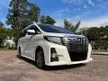 Used 2015 Toyota Alphard 2.5 G S C Package MPV 3Y WARRANTY PILOT SEAT
