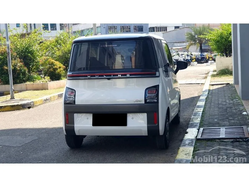 2022 Wuling Air EV Standard Range Hatchback