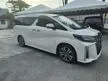 Recon 2020 Toyota Alphard 2.5 SC/ 3BA MONITOR / 3 EYES LED / ROOF MONITOR / SPARE TYRE / GRADE 4.5A / 33K KM ONLY / 2020 UNREGISTER