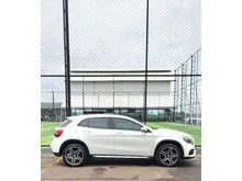 2018 Mercedes-Benz GLA200 1.6 AMG SUV POWER BACK DOOR. PANORAMIC ROOF. Mulus ANTIK. Terawat. HARGA CASH BEST DEAL NEGO YA. Facelift. MERCY GLA 200