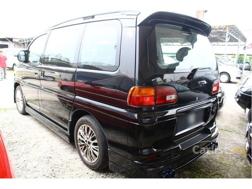 Delica mitsubishi 2004