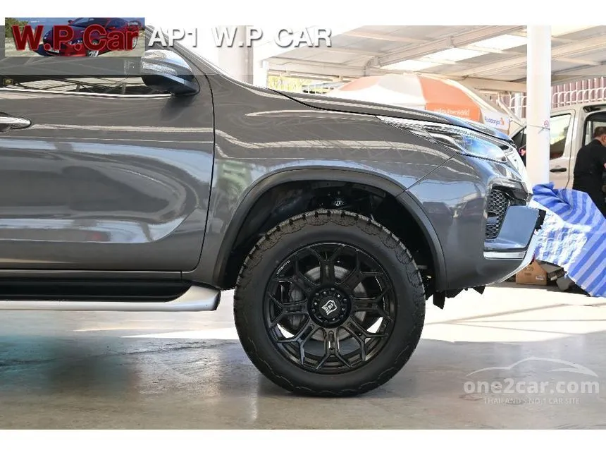2020 Toyota FORTUNER V SUV