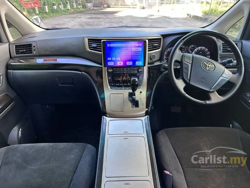 2011 Toyota Vellfire Z Platinum MPV