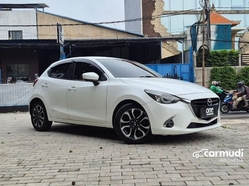 2017 Mazda 2 R Hatchback