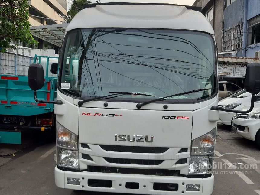 2020 Isuzu Elf NLR 55 Trucks