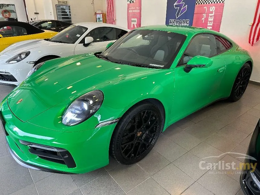 2022 Porsche 911 Carrera GTS Coupe