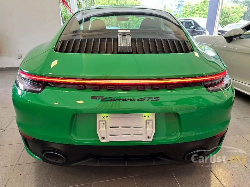 2022 Porsche 911 Carrera GTS Coupe
