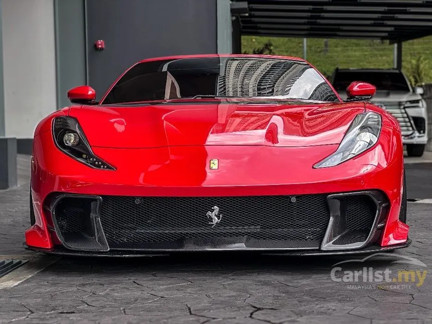 2020 Ferrari 812 Superfast Coupe