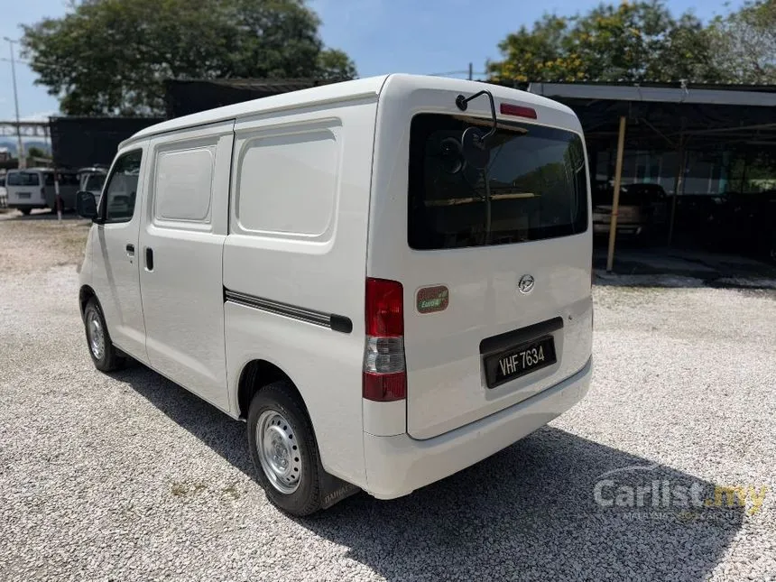 2022 Daihatsu Gran Max Panel Van