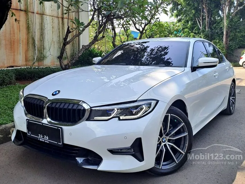 Jual Mobil BMW 320i 2020 Sport 2.0 di DKI Jakarta Automatic Sedan Putih ...