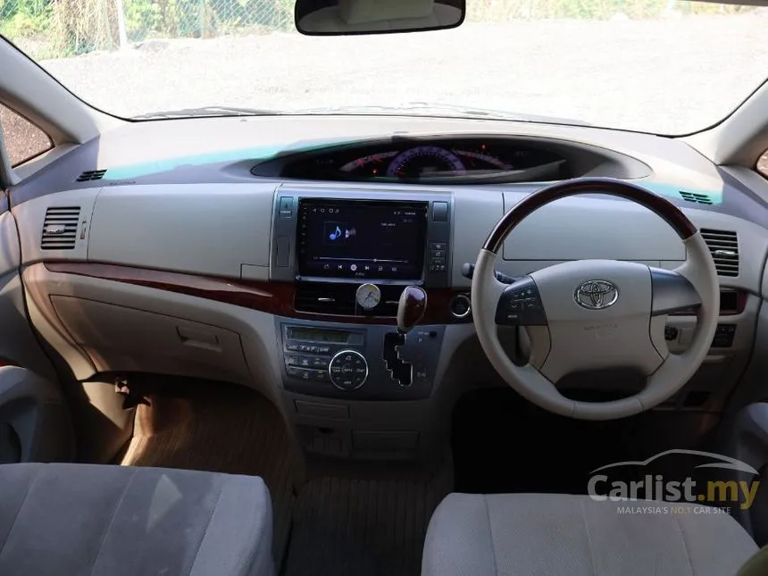 2010 Toyota Estima Aeras MPV