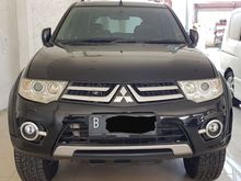 Mitsubishi Pajero Sport Dakar 4x4 Matic Diesel 2014 Hitam Mulus Siap Pakai