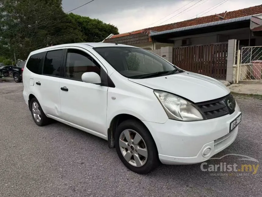 2010 Nissan Grand Livina Comfort MPV