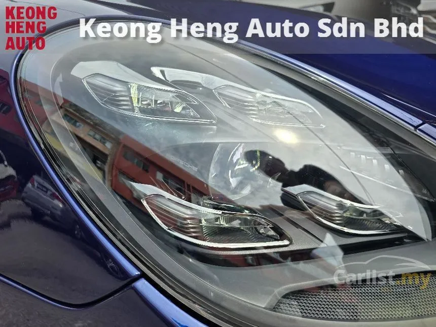 2020 Porsche Panamera 4S Hatchback