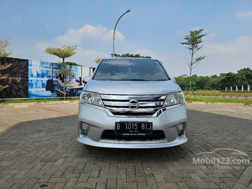 Jual Mobil Nissan Serena 2014 Panoramic Autech 2.0 di Banten Automatic MPV Silver Rp 165.000.000