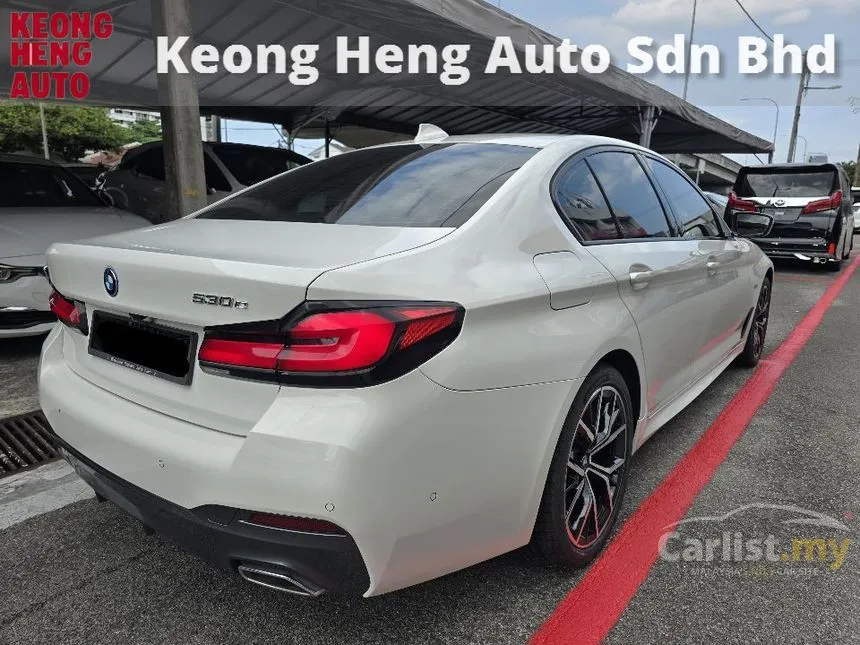 2022 BMW 530e M Sport Sedan