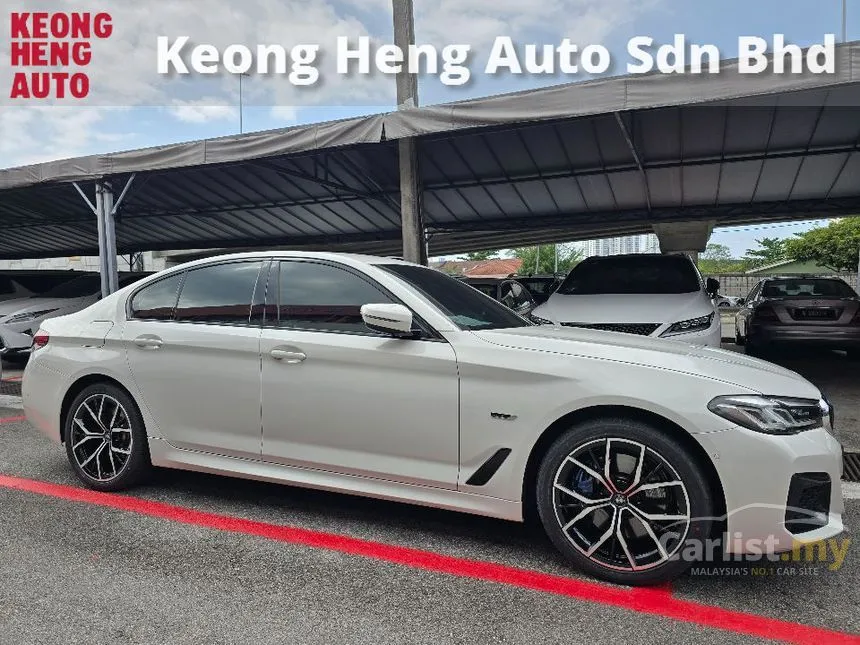 2022 BMW 530e M Sport Sedan