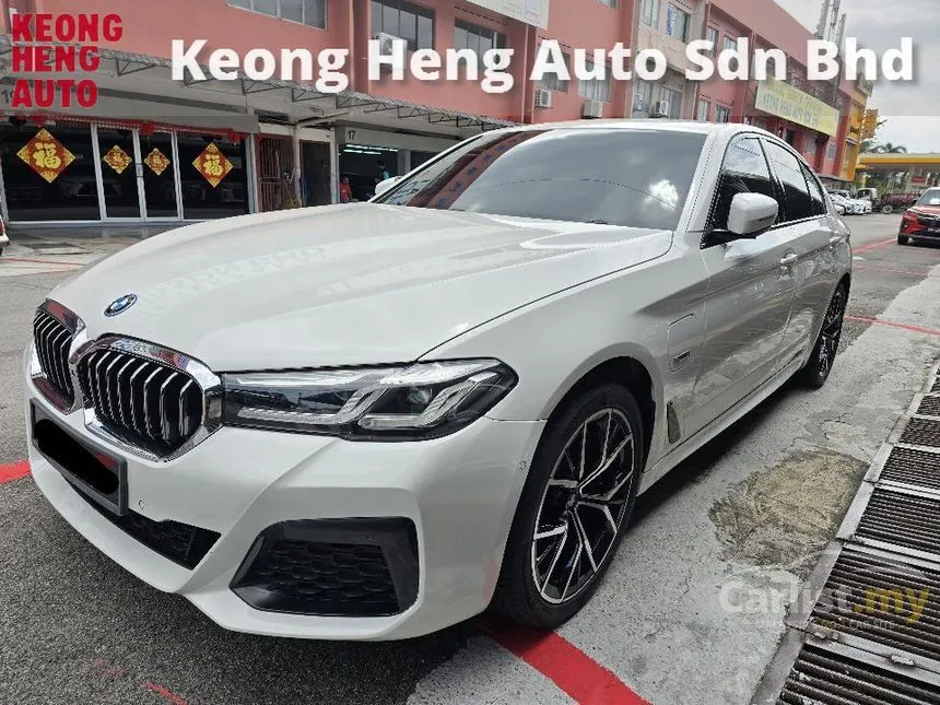 2022 BMW 530e M Sport Sedan