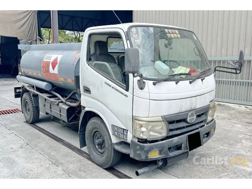 2015 Hino 300 Series WU302R-HKMLHD3-UBS Lorry