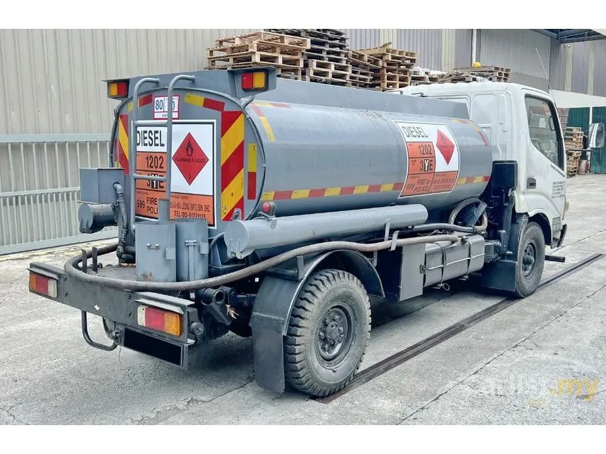 2015 Hino 300 Series WU302R-HKMLHD3-UBS Lorry