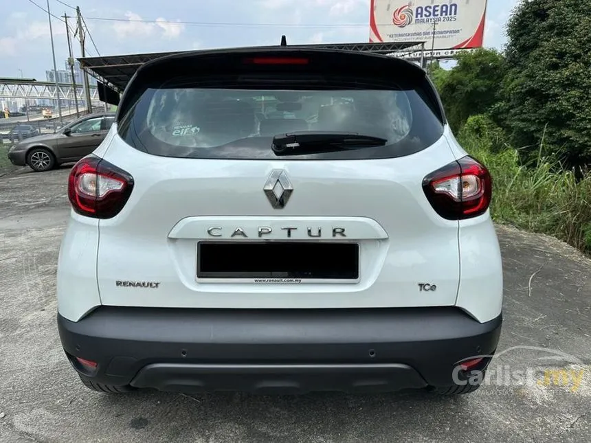 2019 Renault Captur TCe 120 (Pearl white) SUV