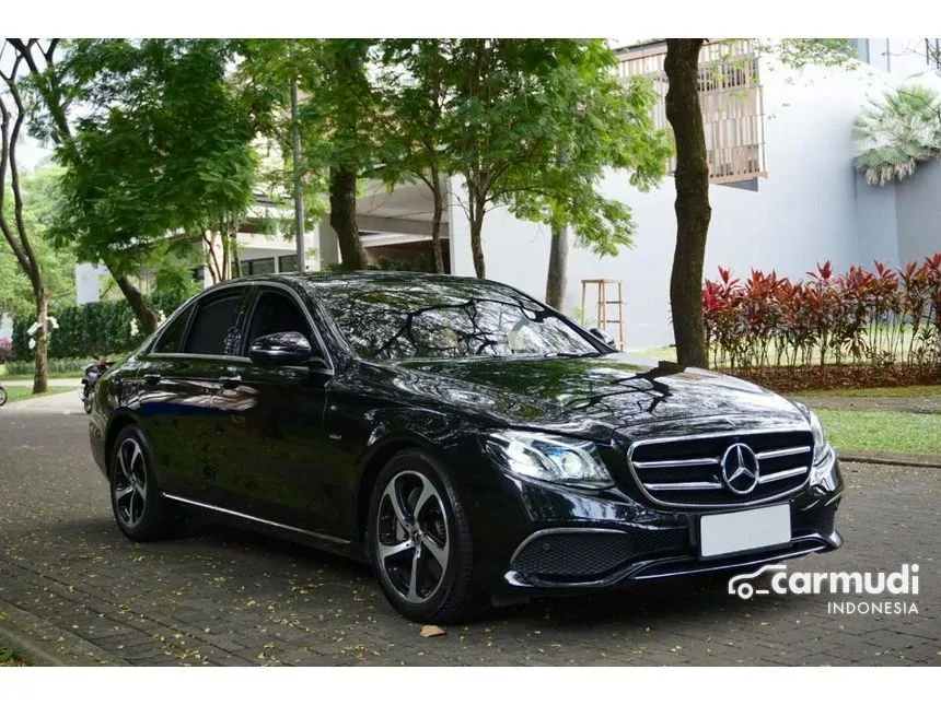 2019 Mercedes-Benz E300 Avantgarde SportStyle Sedan