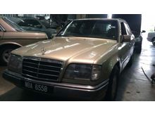 1988 Mercedes-Benz 260E 2.6 Mercedes-Benz 260E (-PS)