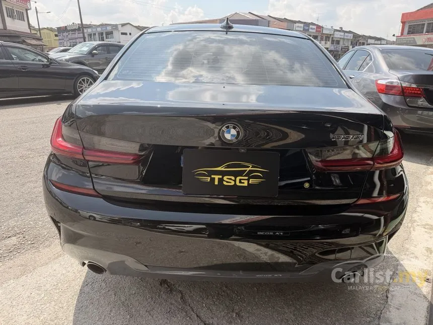 2021 BMW 330i M Sport Sedan