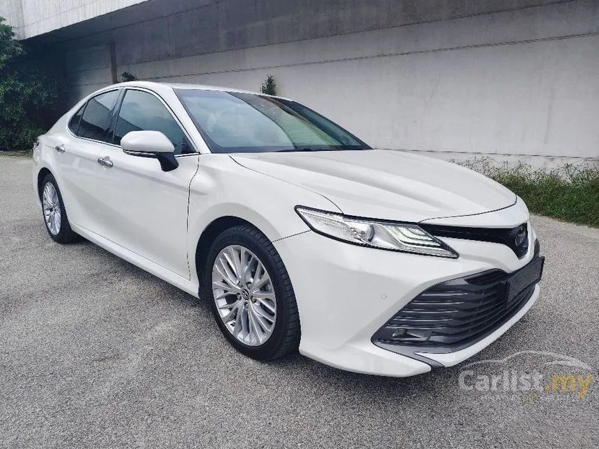 2018 Toyota Camry V Sedan