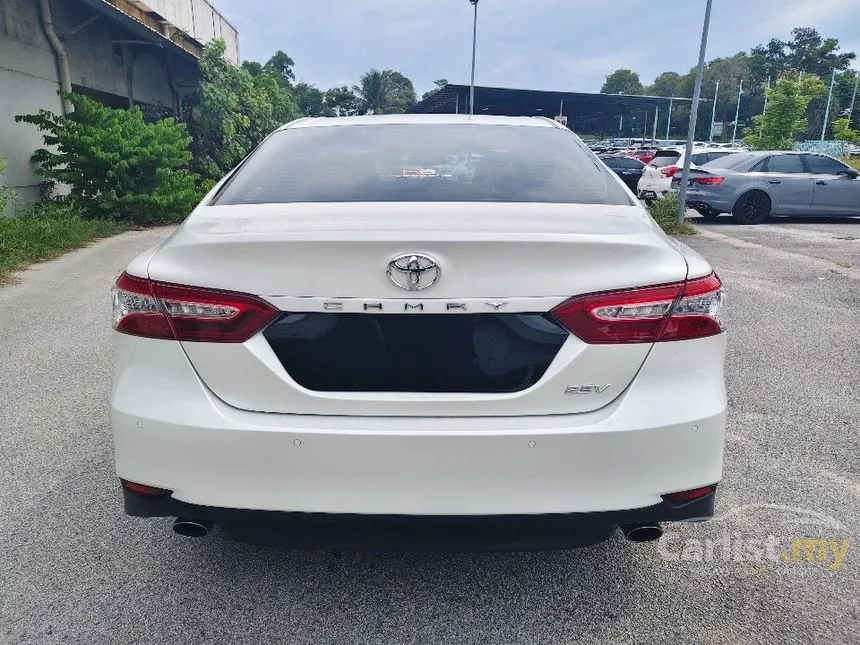 2018 Toyota Camry V Sedan