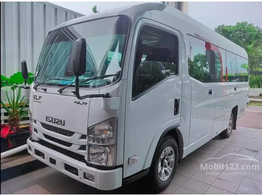 Jual Mobil Isuzu Elf 2023 NMR 81 L 4.8 di DKI Jakarta Manual Trucks Putih Rp 485.000.000