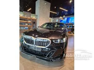 2025 BMW 520i 2.0 M Sport Sedan