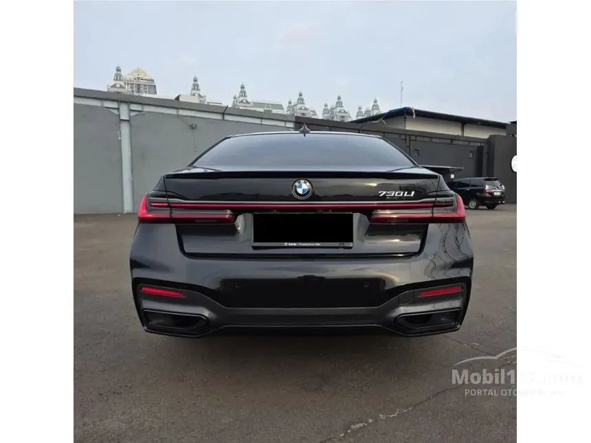 2022 BMW 730Li M Sport Sedan