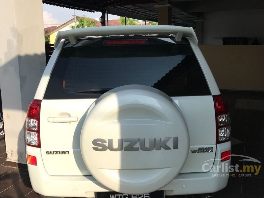 2010 Suzuki Grand Vitara Premier SUV